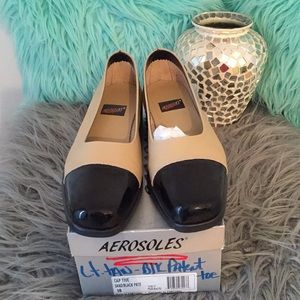 Aerosoles Sand/Black/Patent toe